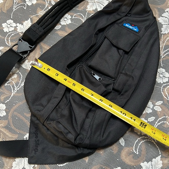 Kavu Black Sling Bag - Picture 4 of 8